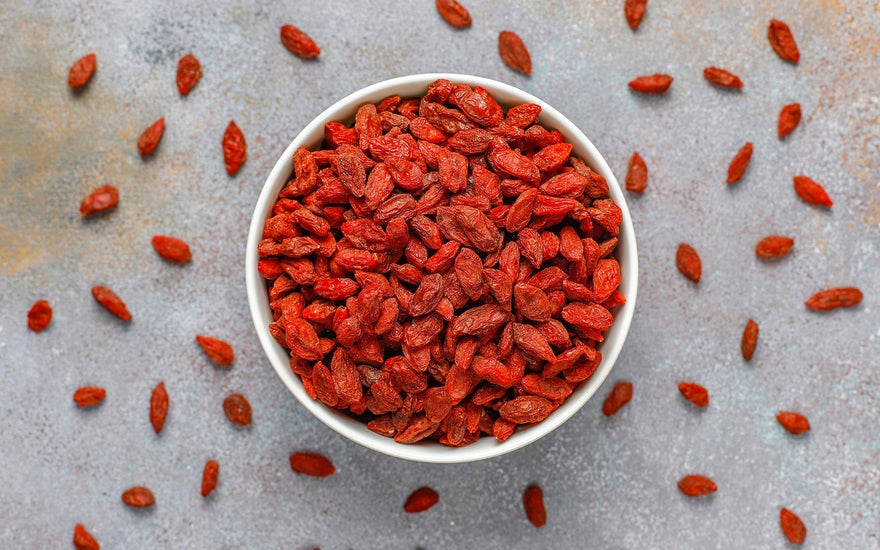 Benefits of Goji Berries: Immune, Vision & Metabolism Support